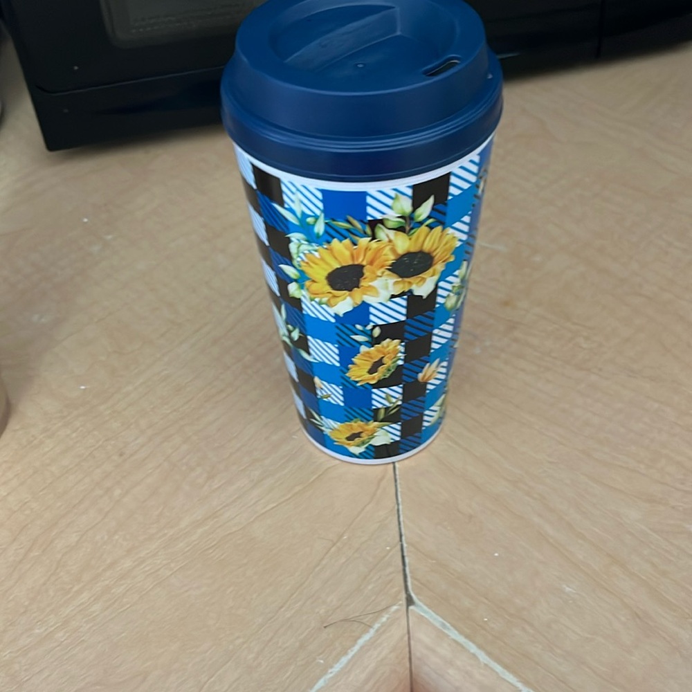 Hot cup